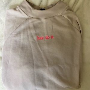 Nike crewneck sweatshirt